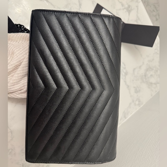 Rare Black on Black Yves Saint Laurent Wallet-On-Chain Medium Black on Black 🖤 - Picture 5 of 15